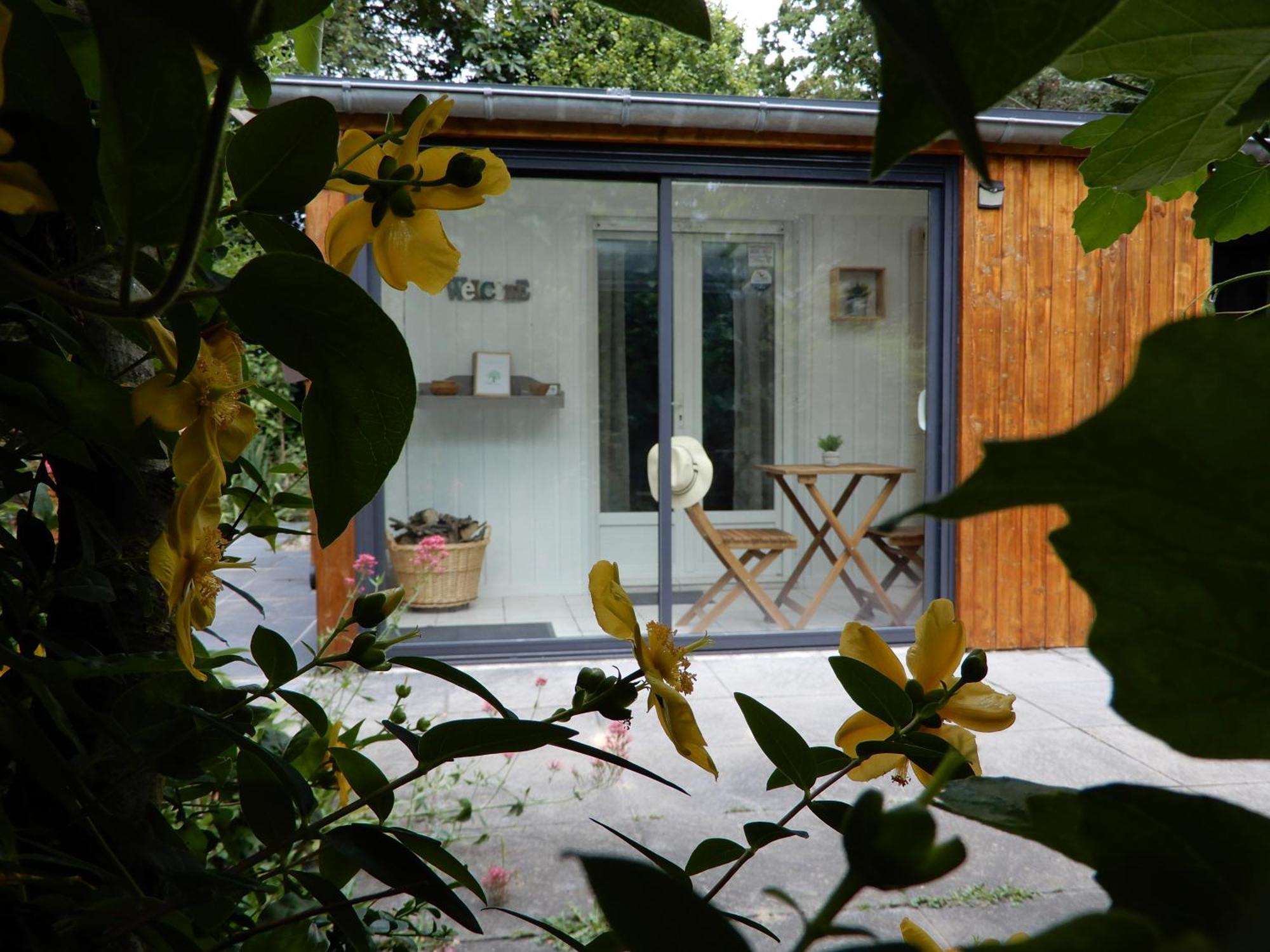 Le Cottage Exotique Du Lutin Many & Son Bain Nordique Saint-Christophe-Sur-Conde Екстериор снимка